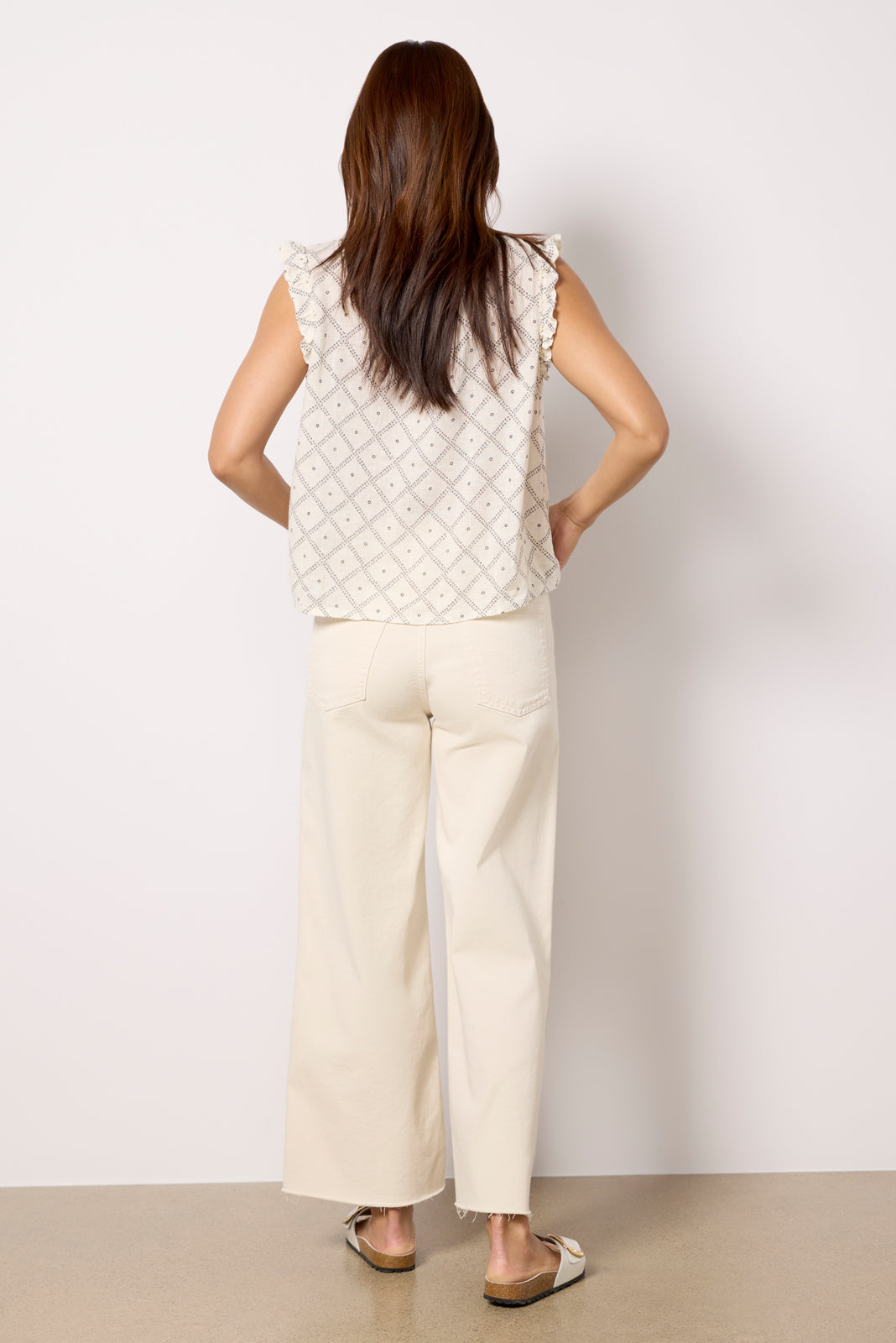 011625_AprilCatalogDenim_HYD1D49VN-OS_1594_4-1.jpg