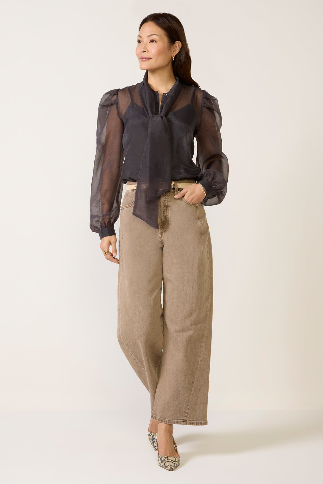 012026_JanEcomm_THELSFRENCHBOW_1774_2-1.jpg