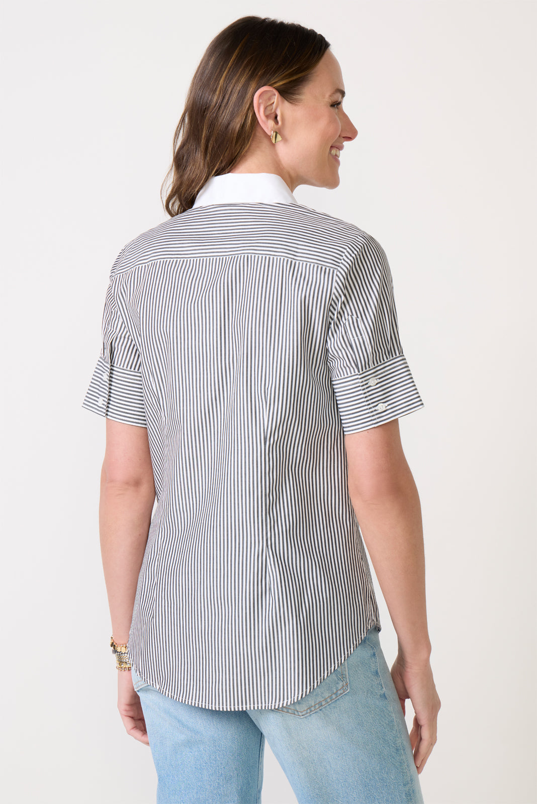 031326_Ecomm_SHORTSLEEVESHIRT_1280_4-1.jpg