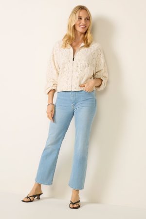 Le Sleek Straight Jean