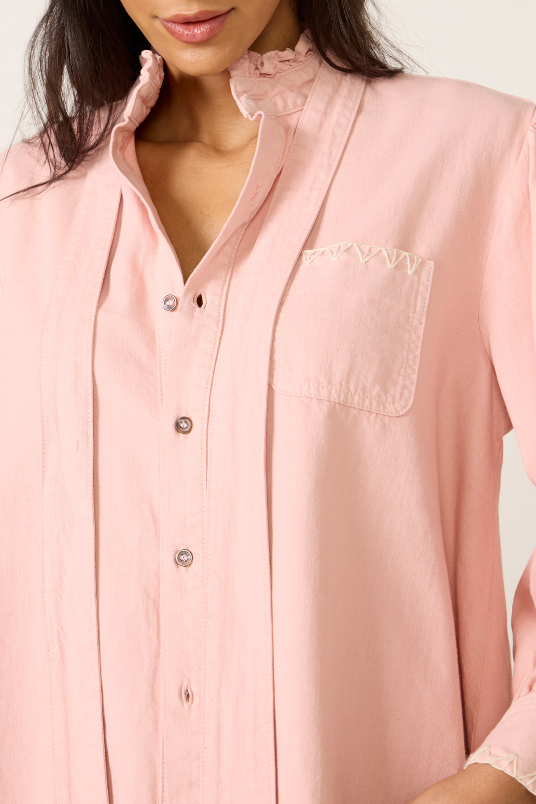 102425_JanEcomm_WPOE0102_1884_3-1.jpg