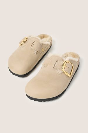 Boston Big Buckle Shearling