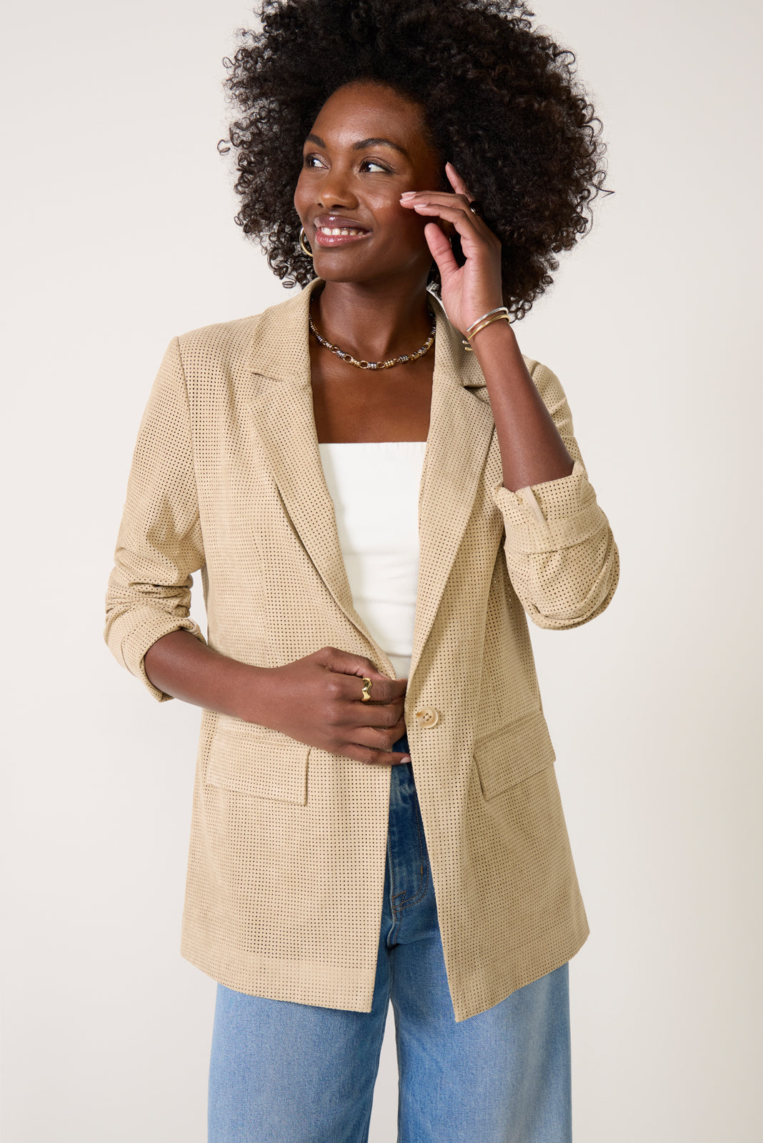 121025_MarchEcomm_EVSP25WJ76-IDG_0968_1.jpg